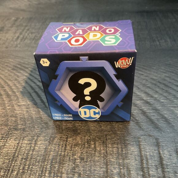 DC NANO PODS Wow Stuff! Mystery Box Brand New - Picture 1 of 4